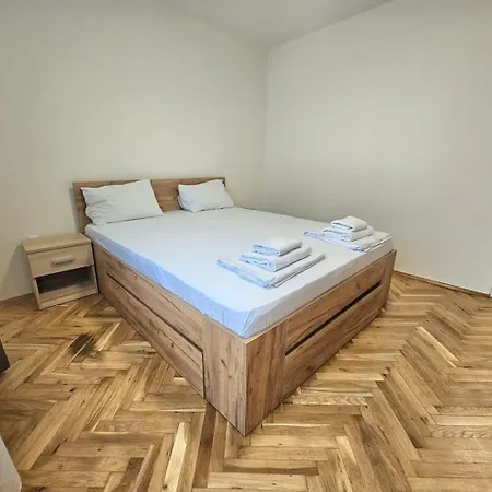 Apartament Grand Oborishte Warna